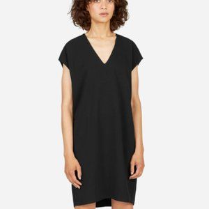 Everlane Japanese Goweave V-Neck cocoon dress Size 4